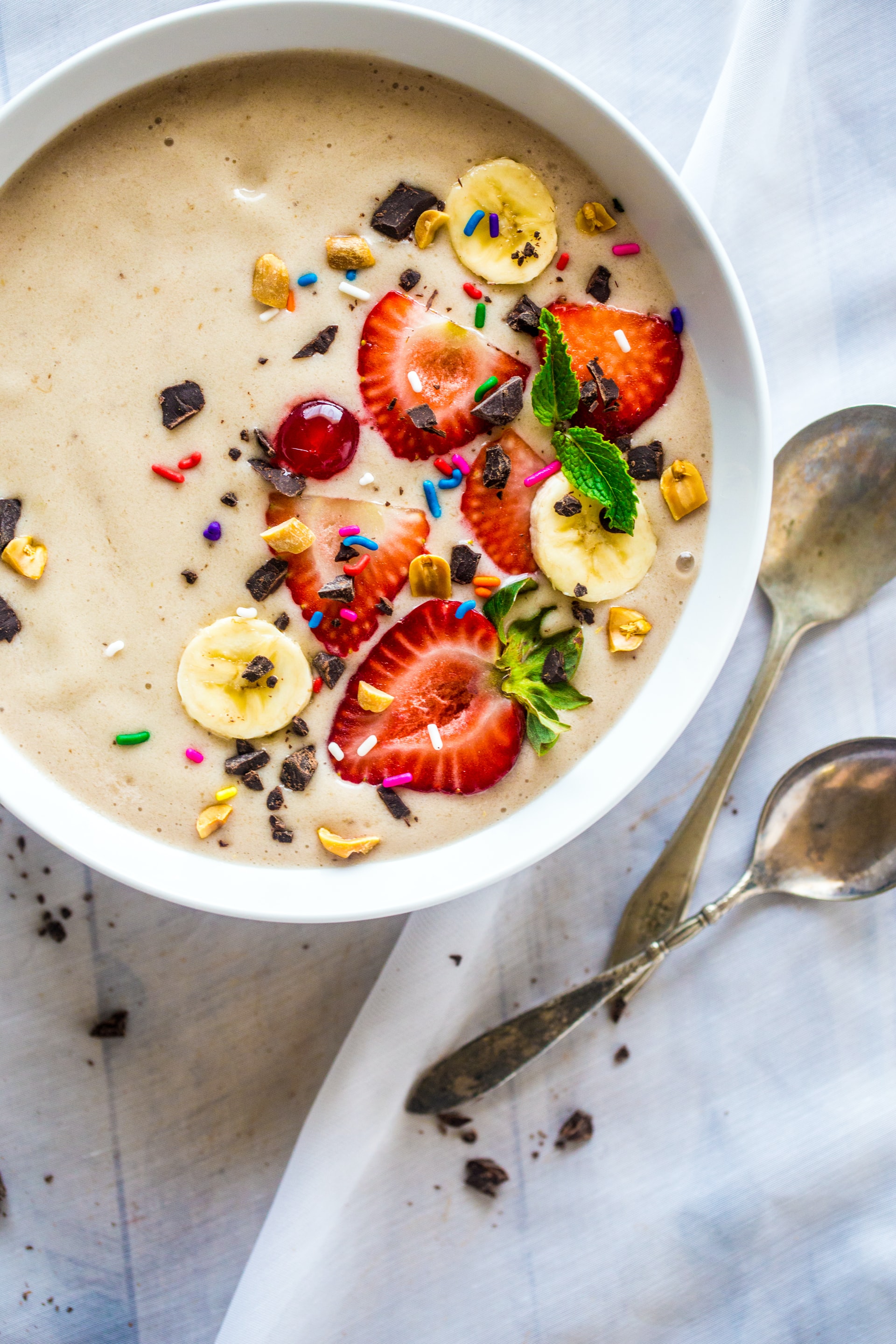 La sélection de recettes de soupes de fruits forcément véganes