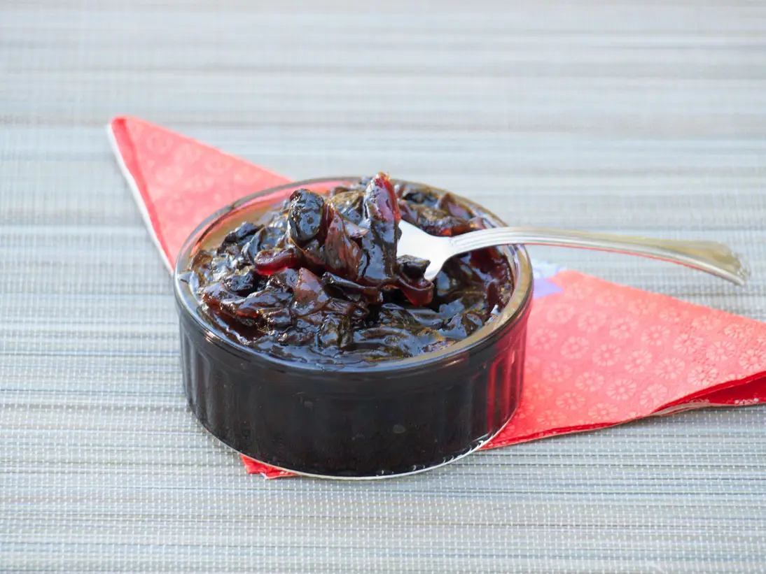 Chutney D Oignons Rouges Aux Raisins Secs