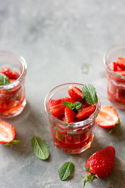 Salade de fraises à la menthe Salade de fraises à la menthe