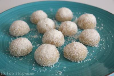 Perles de coco basiques et délicieuses