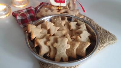 Petits biscuits de Noël à la cannelle