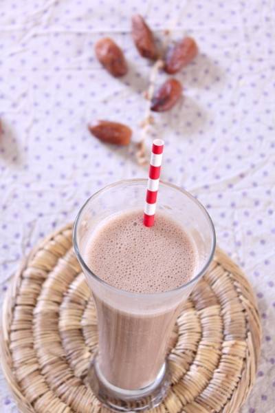 Smoothie à la banane, cacahuète et cacao Smoothie à la banane, cacahuète et cacao