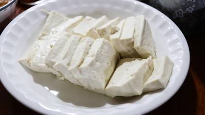 Tofu maison, nature ou aromatisé
