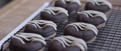 Donuts crus au chocolat