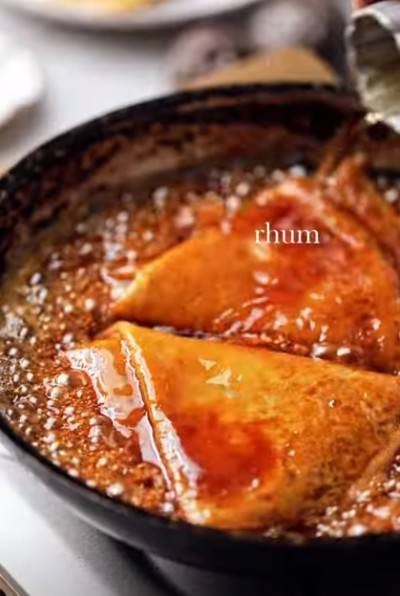 Crêpes flambées façon Suzette des îles Crêpes flambées façon Suzette des îles