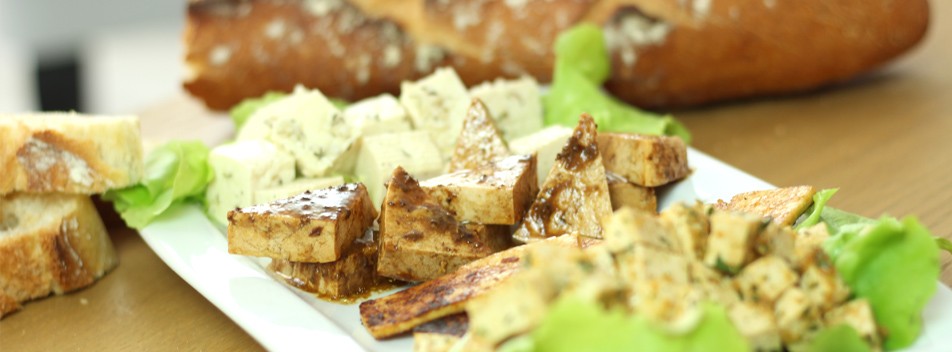 Quatre marinades de tofu Quatre marinades de tofu