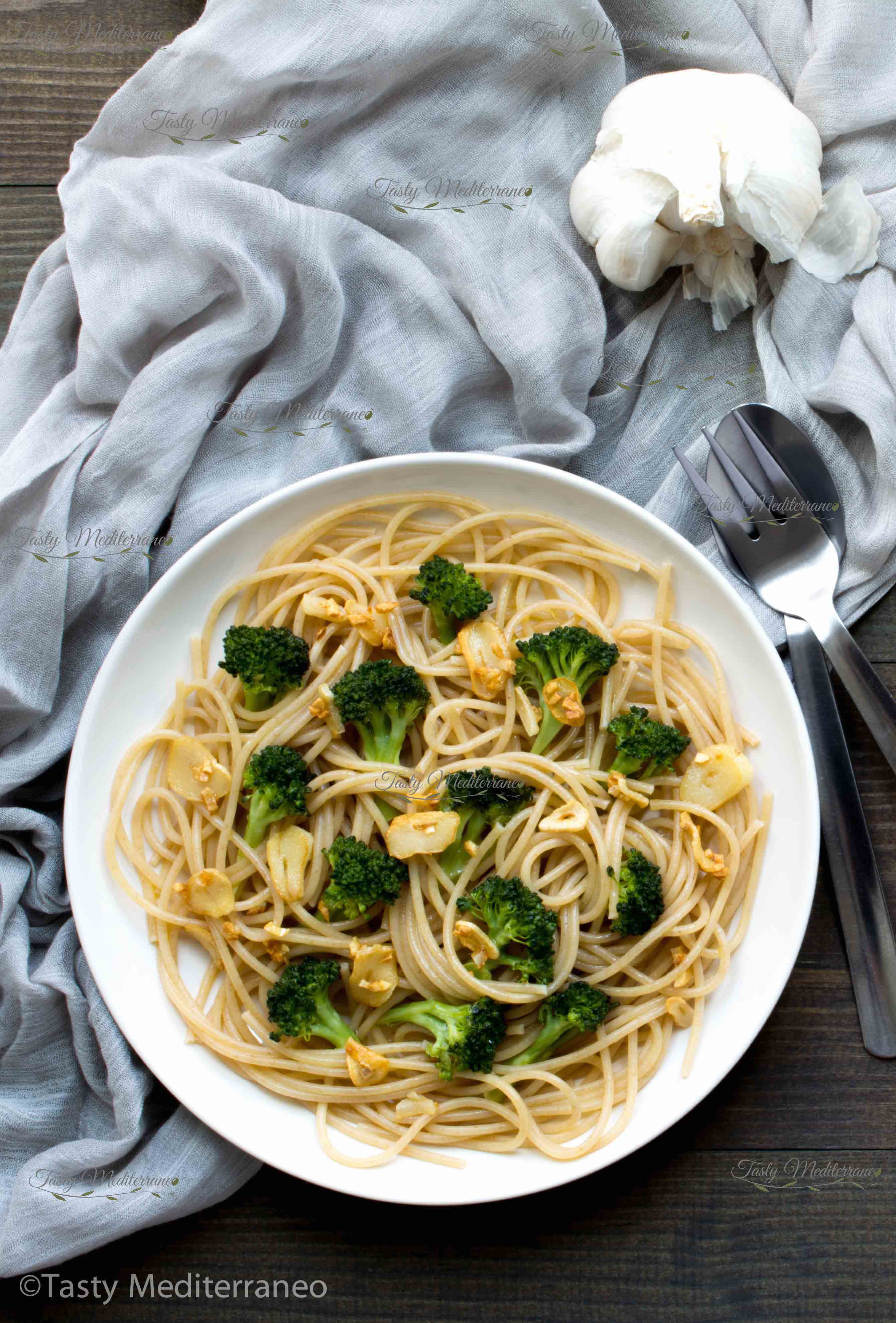Spaghetti à l'ail et au brocoli